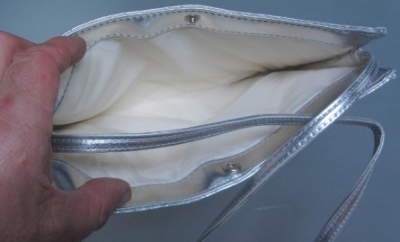 BOLSO MANO PLATEADO (2)